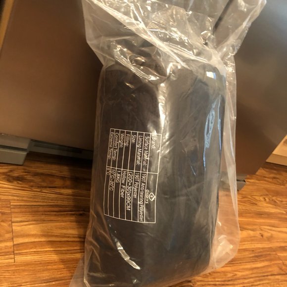 Oaskys Camping Sleeping Bag - Picture 4 of 4